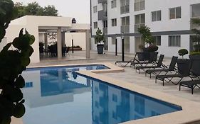 Tu joya Tapatia - Apartamento con alberca y aire acondicionado